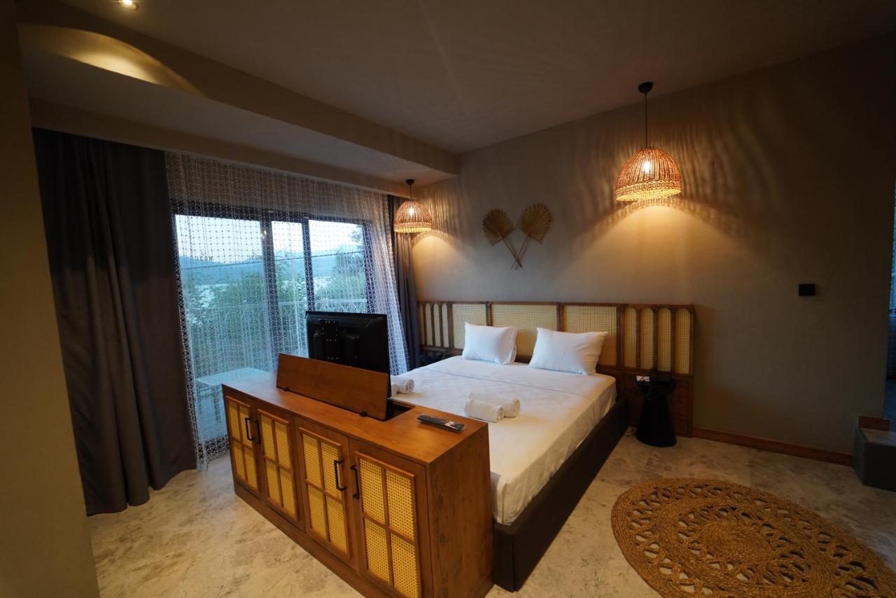 פאטהיה Icon Beach Suites Hotel Sovalye Island מראה חיצוני תמונה