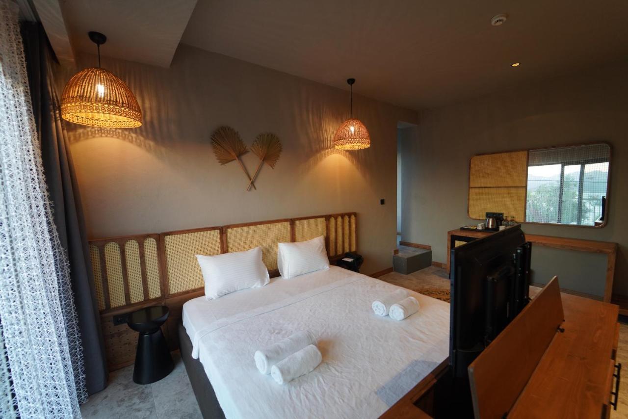פאטהיה Icon Beach Suites Hotel Sovalye Island מראה חיצוני תמונה