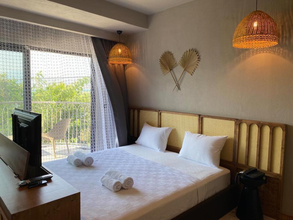 פאטהיה Icon Beach Suites Hotel Sovalye Island מראה חיצוני תמונה